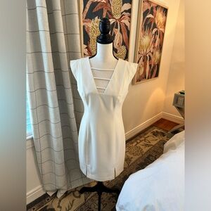 White Black Halo cocktail dress Size 6